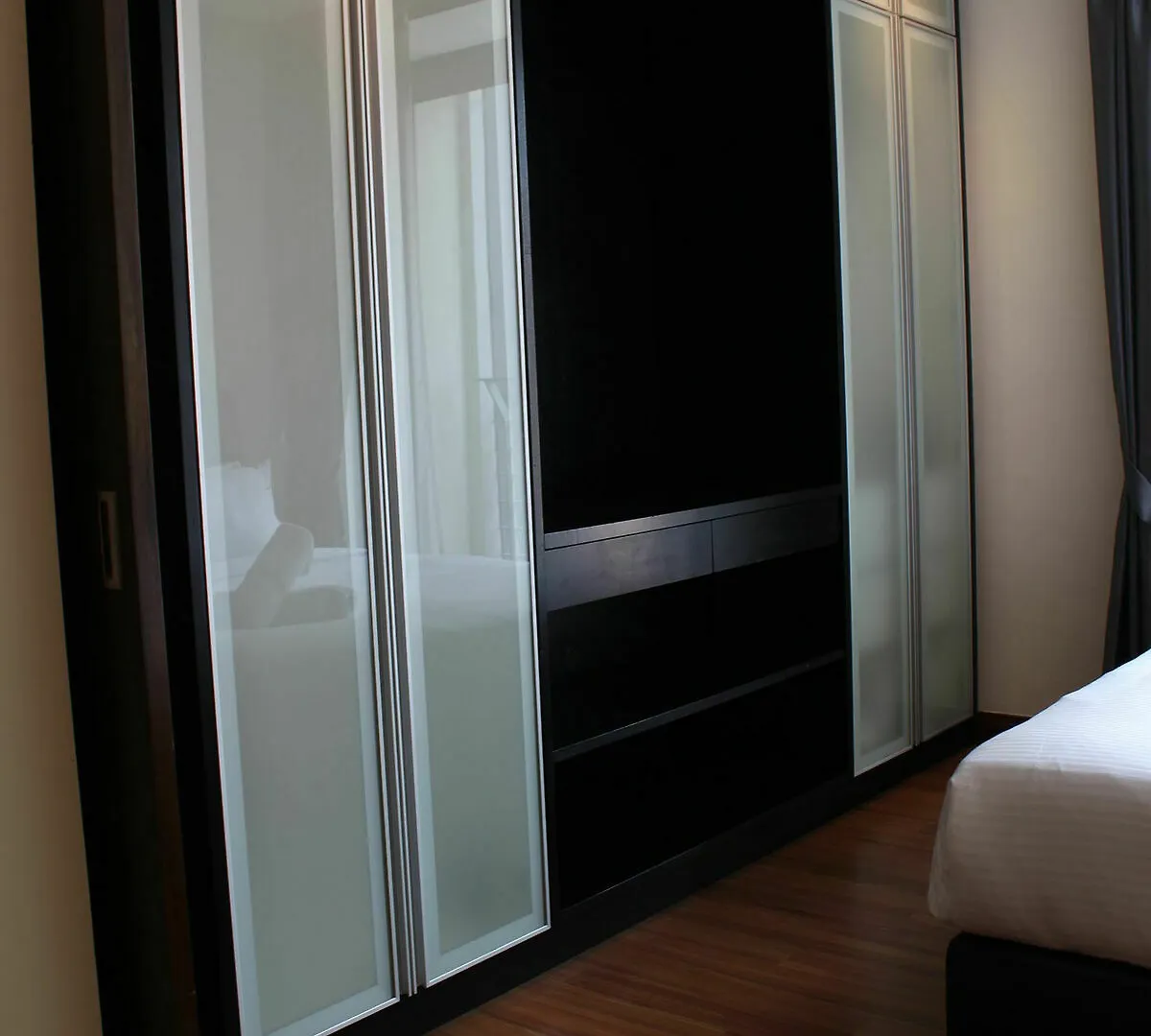 Peaceful Service Suite At Taragon Putri Bintang Kuala Lumpur