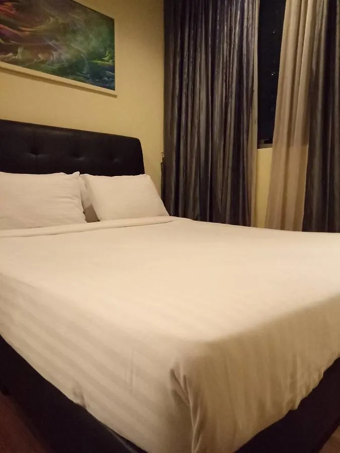 Peaceful Service Suite At Taragon Putri Bintang Kuala Lumpur Apartment